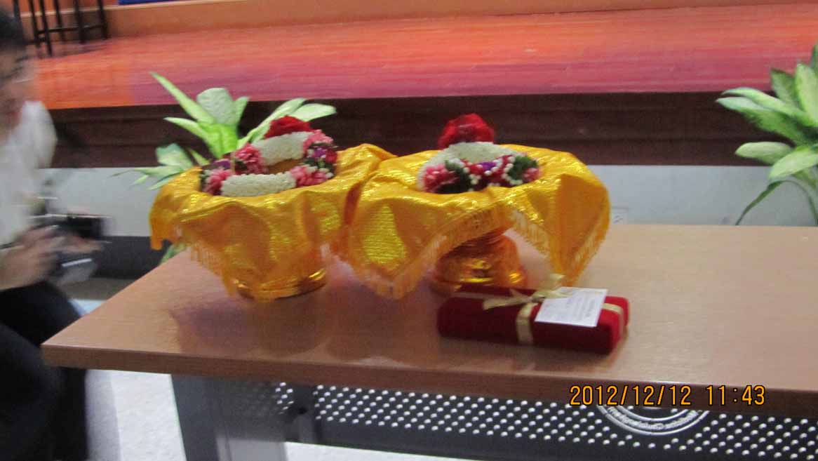 Dr_Meechai_Srisai 21.JPG 75.1K